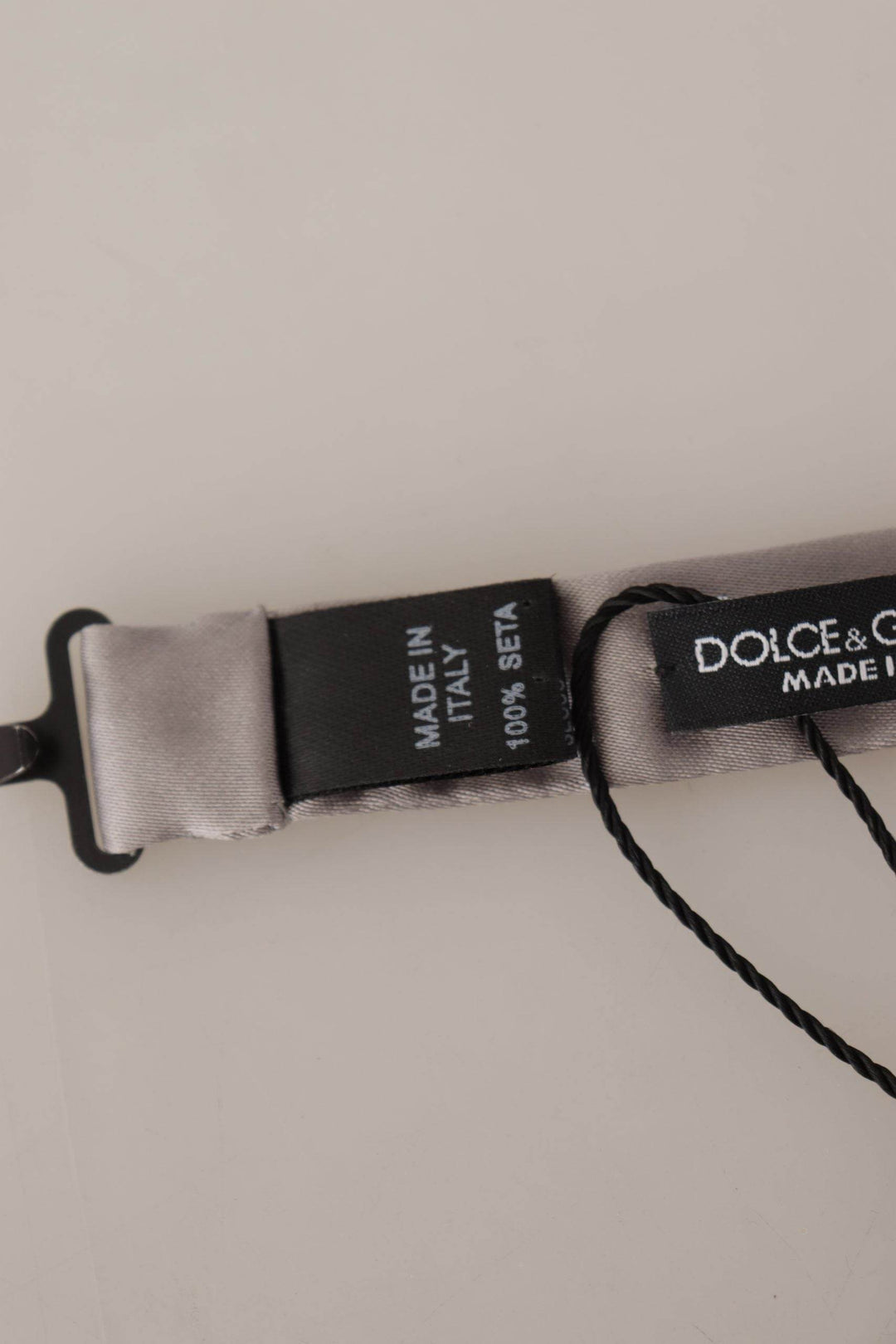 Dolce & Gabbana Elegante Silberne Seidenfliege für den anspruchsvollen Abend - Léoré