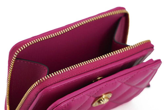 Versace Elegantes Portemonnaie aus gestepptem Leder in Lila - Léoré