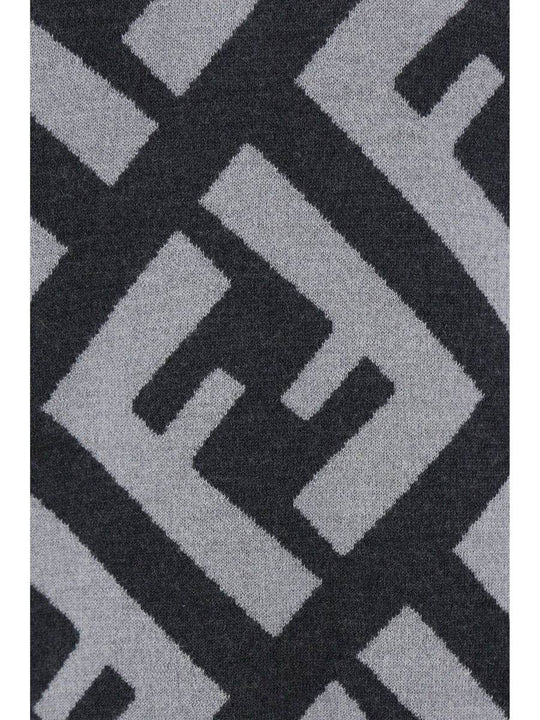 Fendi Schicker grauer Pullover aus Wolle mit ikonischem Logo - Léoré