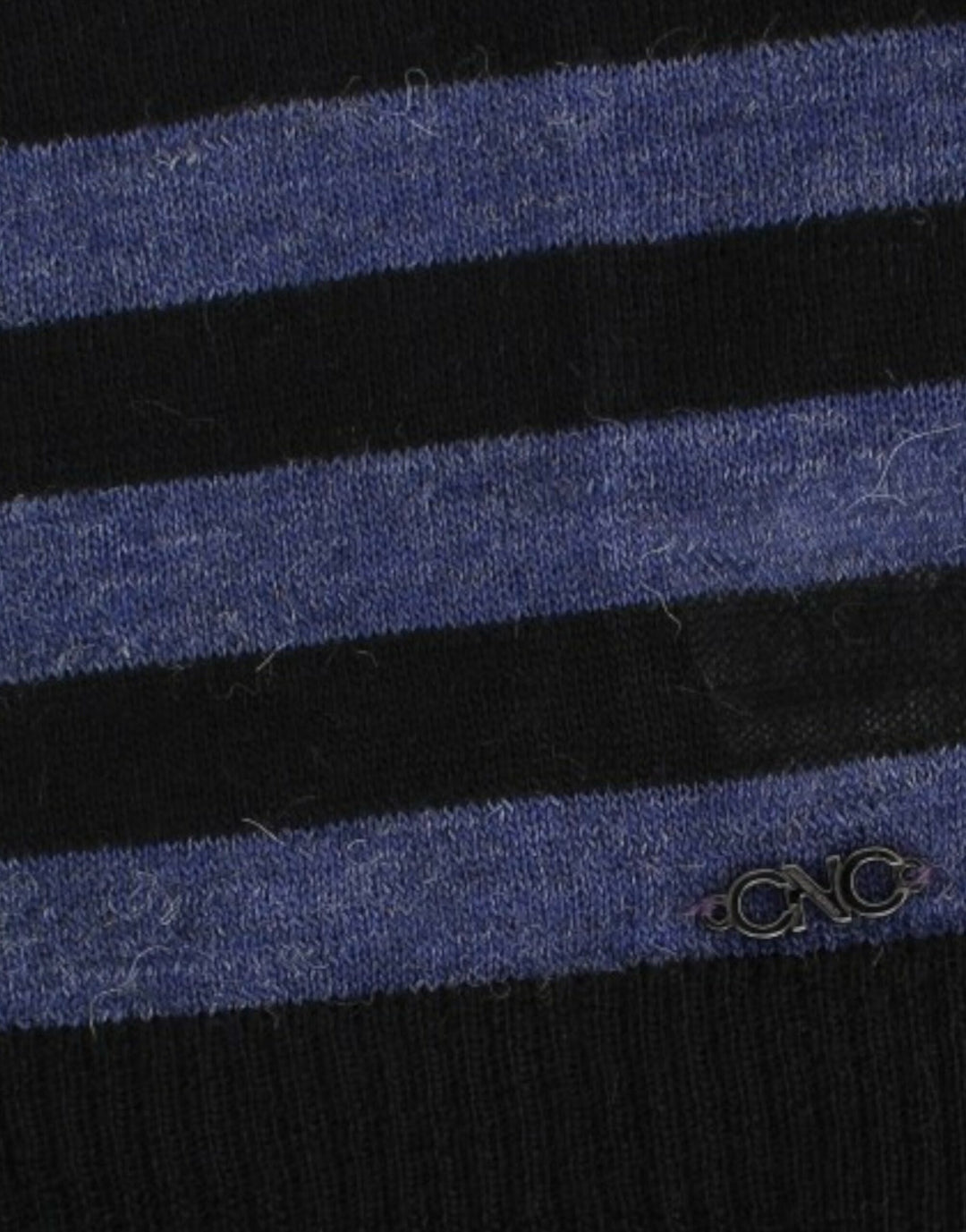 Costume National Schwarzer gestreifter Pullover mit V-Ausschnitt