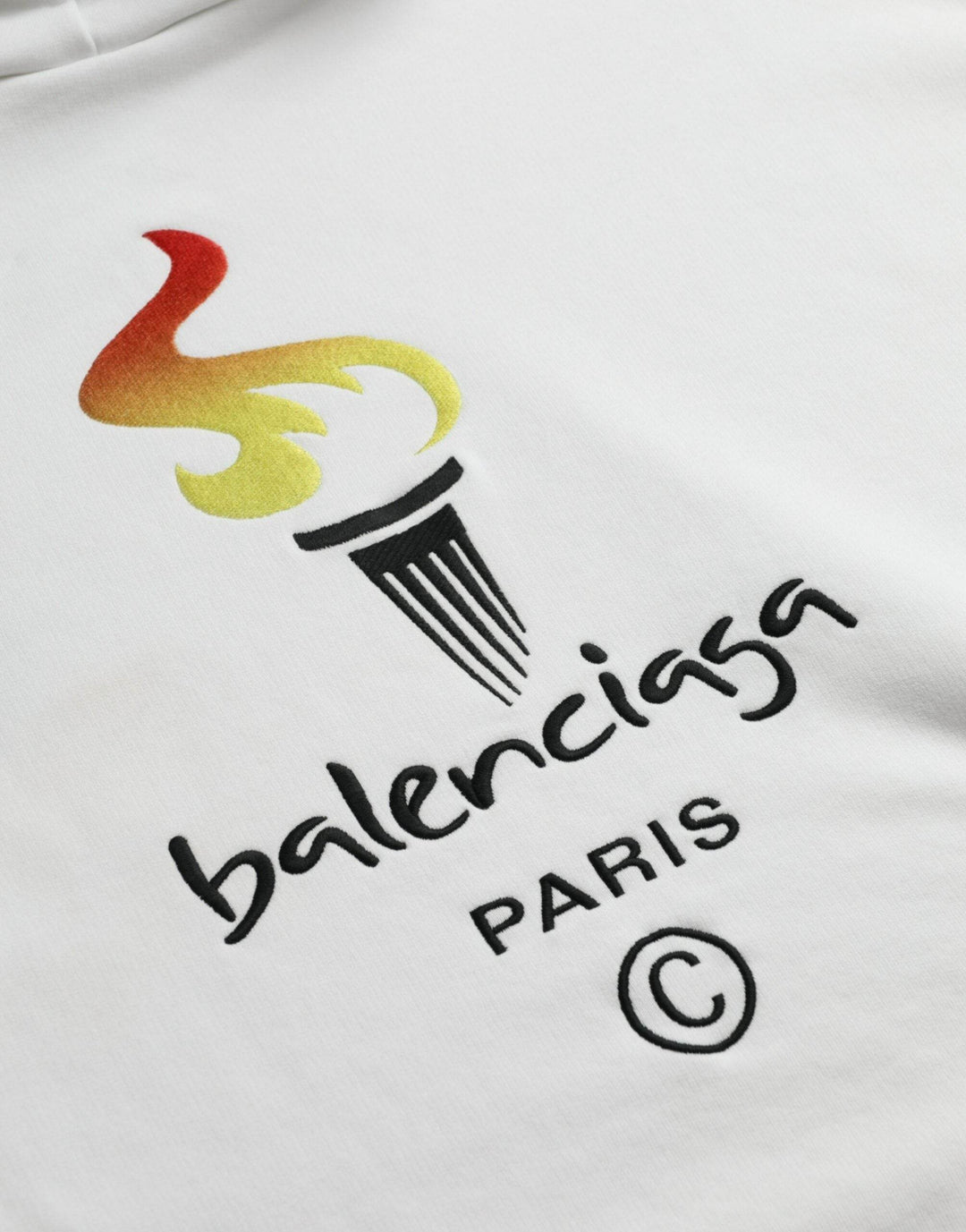 Balenciaga Weißer Baumwoll-Logo-Pullover mit Kapuze Sweatshirt Pullover - Léoré