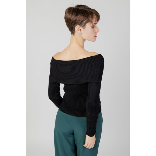 Only Schwarzer Viskose-Pullover