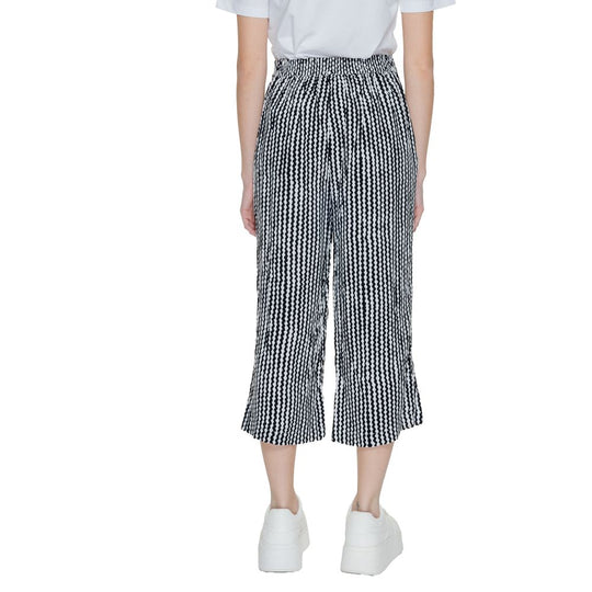 Only Schwarze Viskose-Cropped-Hose