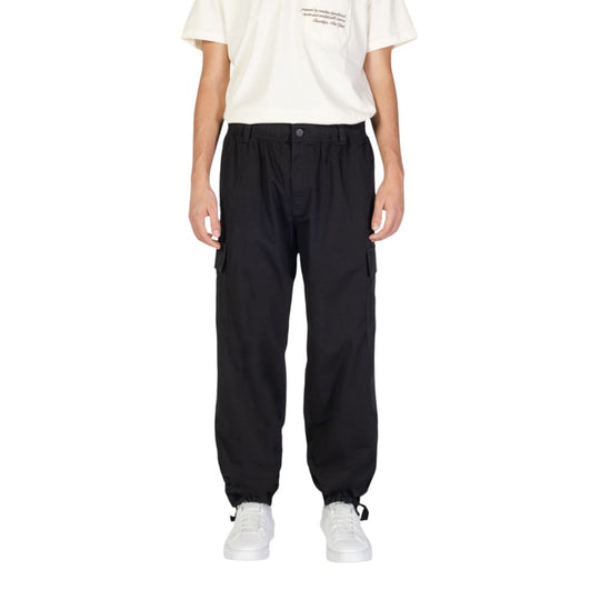 Calvin Klein Jeans Schwarze Hose aus recycelter Baumwolle