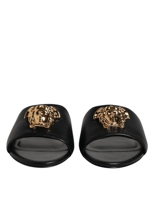 Versace Schwarz Leder Logo Plaque Slip On Slides Flats Schuhe