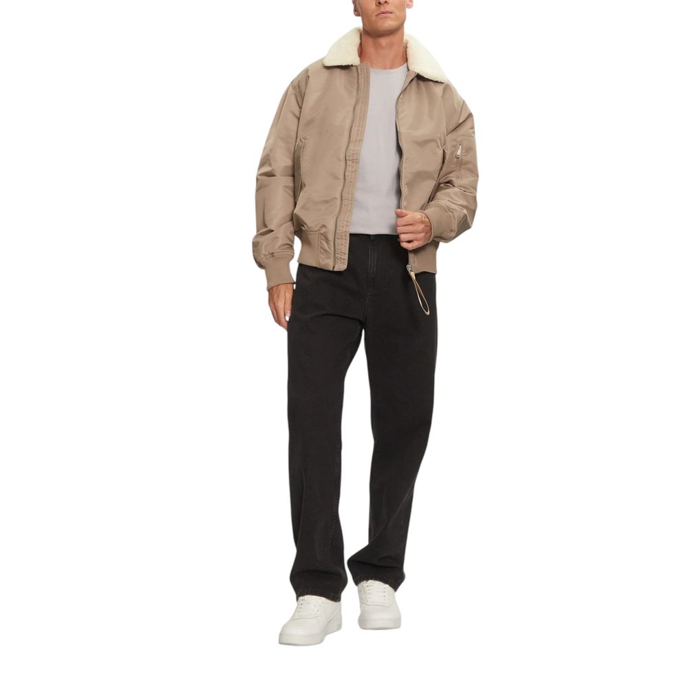Calvin Klein Jeans Beige Jacke aus recyceltem Polyamid