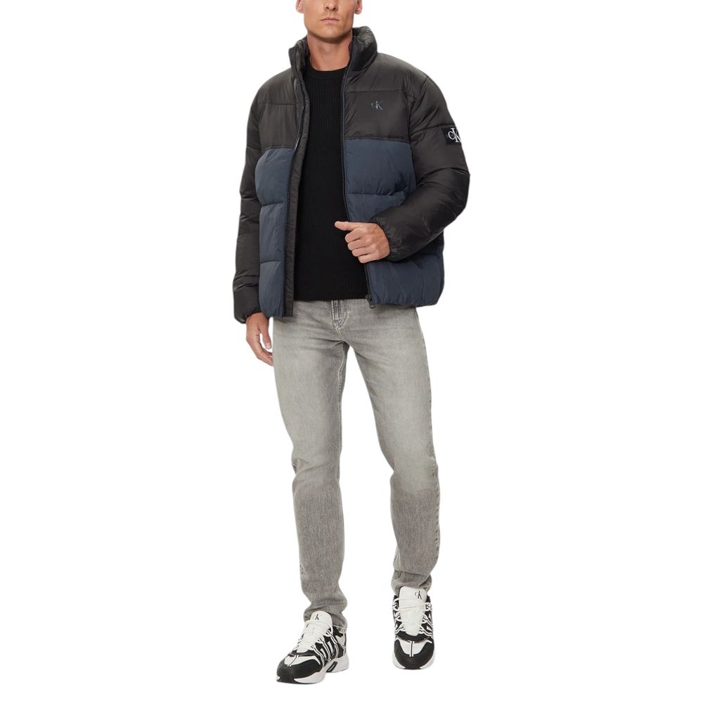Calvin Klein Jeans Blaue Jacken aus recyceltem Polyamid &amp
