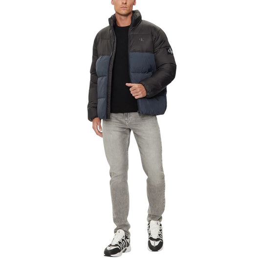 Calvin Klein Jeans Blaue Jacken aus recyceltem Polyamid &amp