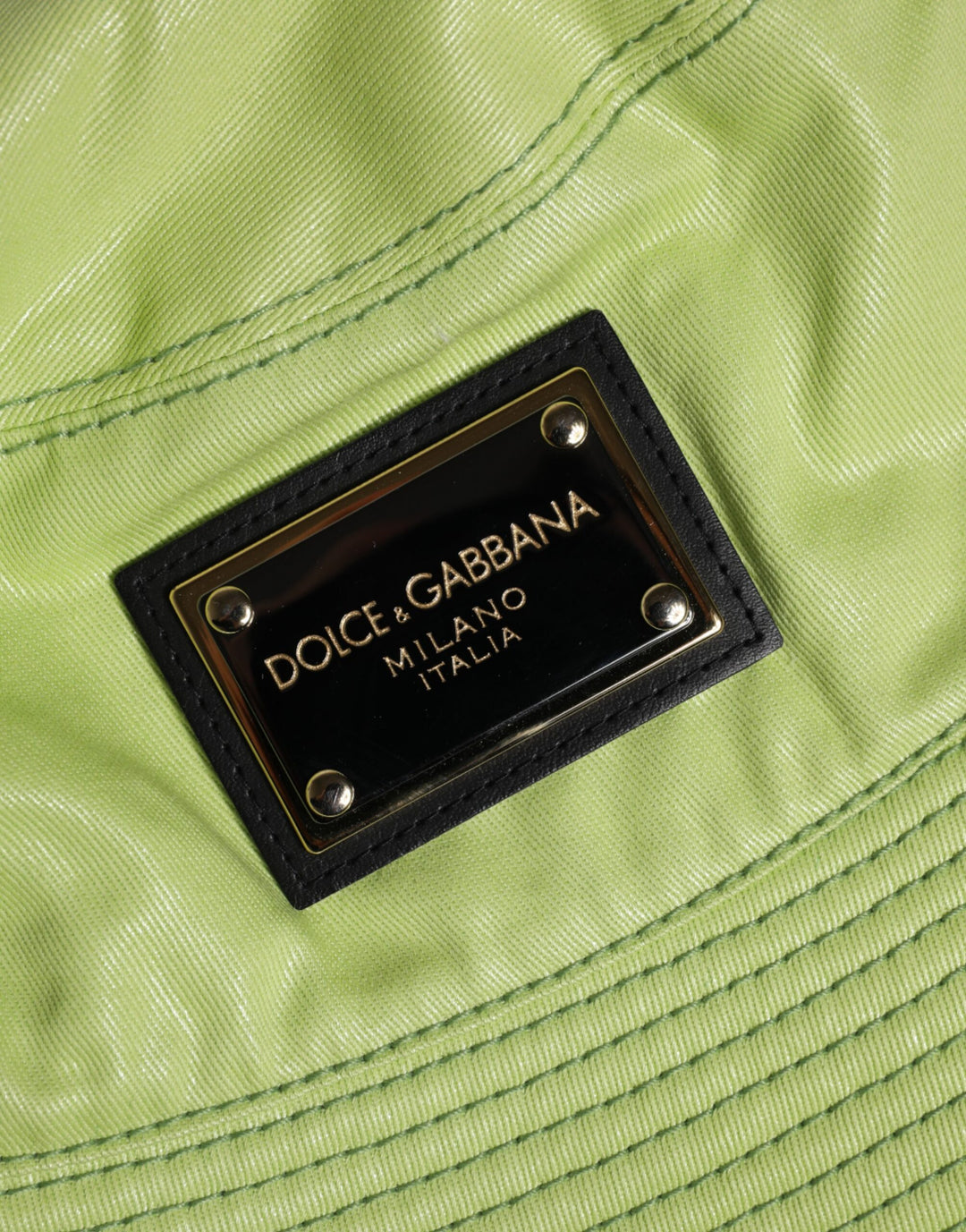 Dolce & Gabbana Grüner DG Plaque breiter Krempe Eimer Hut