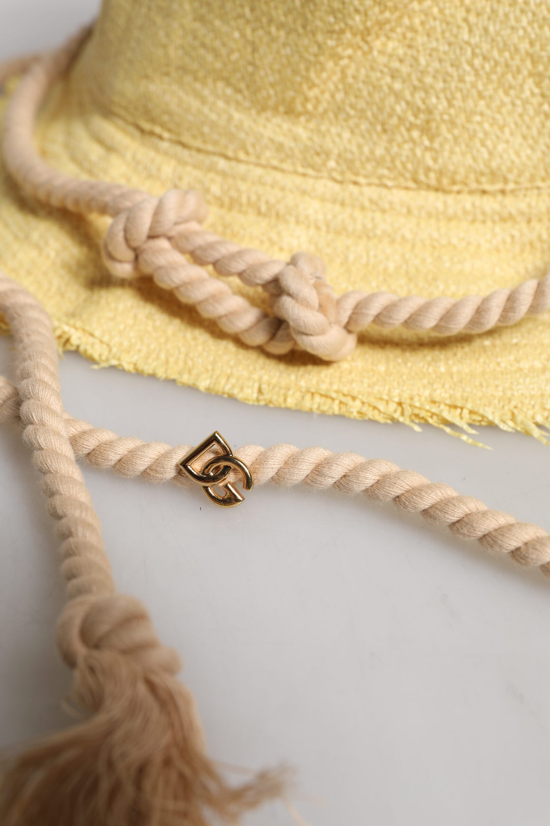 Dolce & Gabbana Gelber Eimer mit breiter Krempe aus Baumwolle