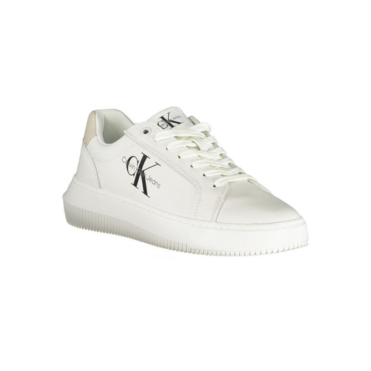 Calvin Klein Schicke weiße Schnürsenkel-Sneakers mit kontrastierenden Details