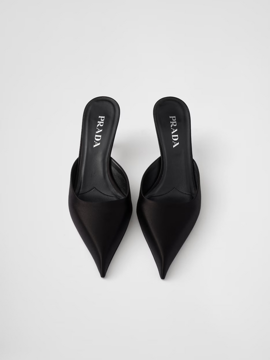 Prada Schwarzer Satin Sabot