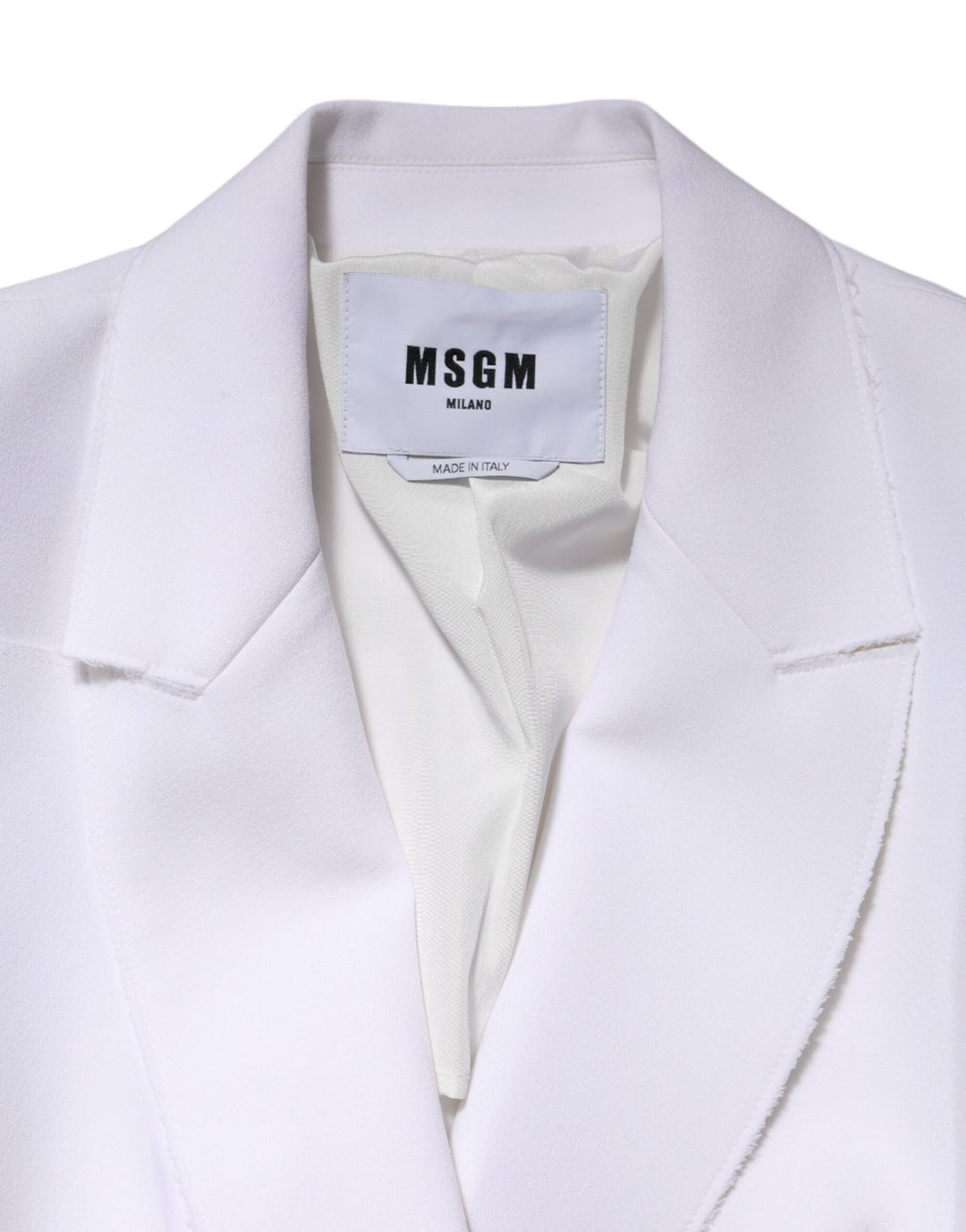 MSGM Weiße Polyesterjacke mit langen Ärmeln und geraffter Wickelstruktur