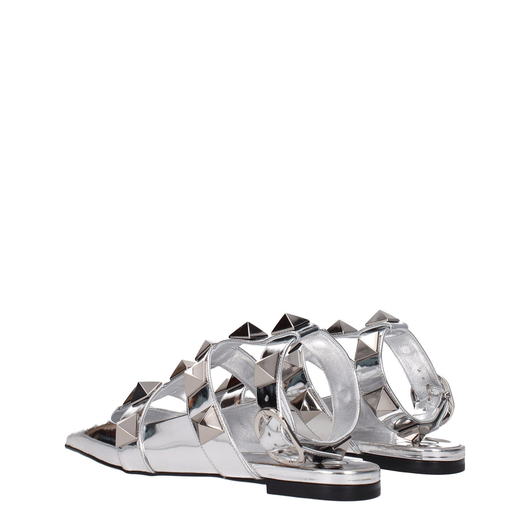 Valentino Garavani Graue flache Sandalen aus Leder
