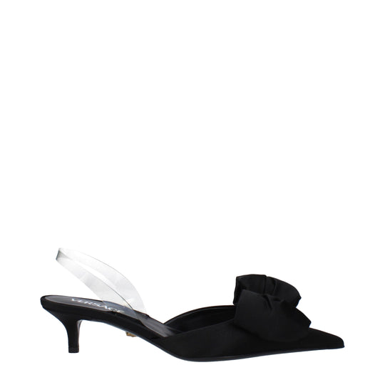 Versace Flache Sandalen aus schwarzem Satin