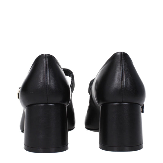 Stuart Weitzman Schwarze Leder Pumps mit mittlerem Absatz