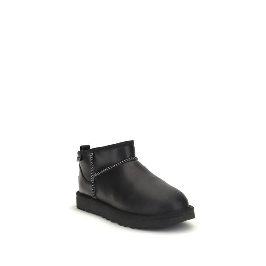 UGG Klassische Ultra Mini-Stiefeletten