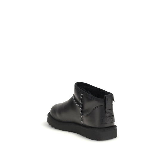 UGG Klassische Ultra Mini-Stiefeletten