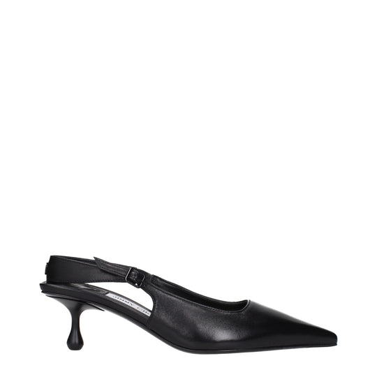 Jimmy Choo Flache Sandalen aus schwarzem Leder