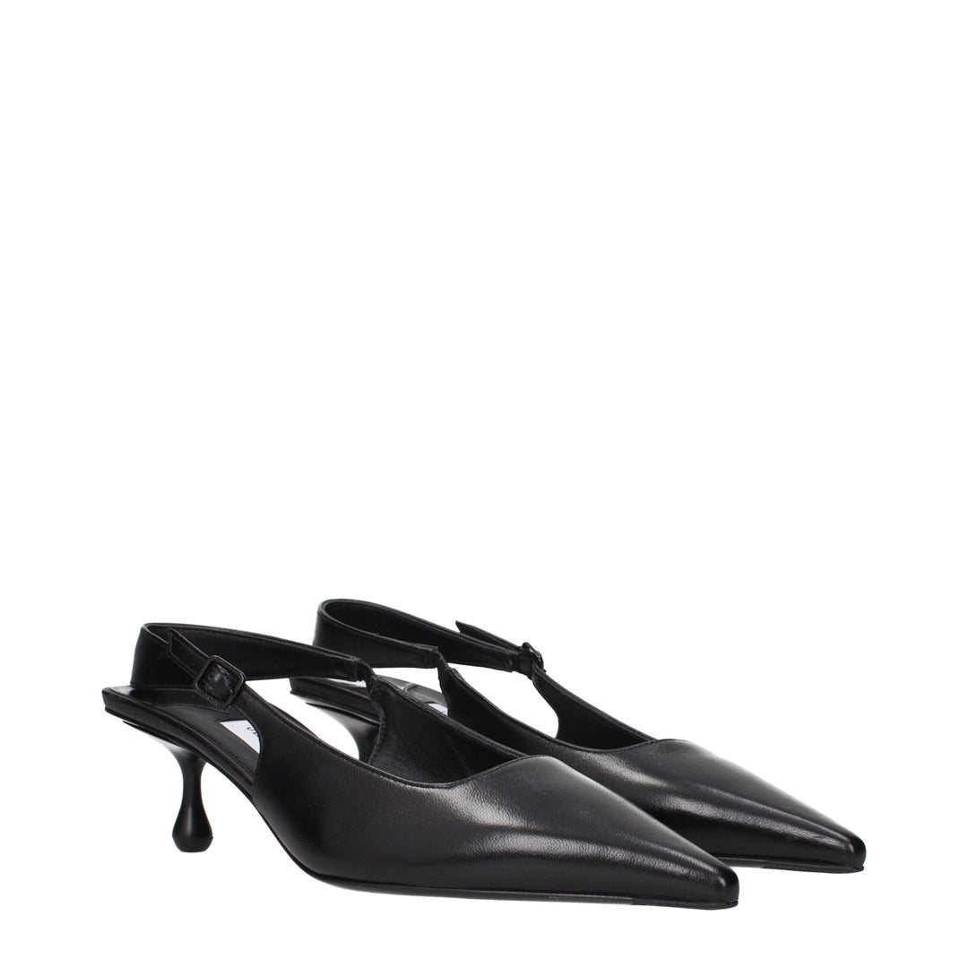 Jimmy Choo Flache Sandalen aus schwarzem Leder