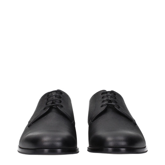 Prada Schwarze Leder Oxfords und Derbies