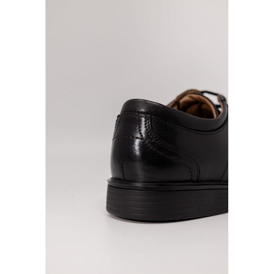 Clarks Schwarze Leder Oxfords und Derby