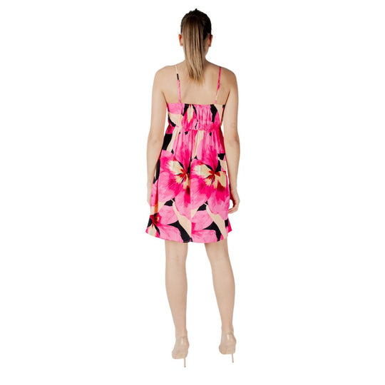 Only Rosa Viskose Short