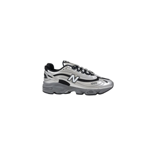 New Balance Silberner Synthetik-Sneaker