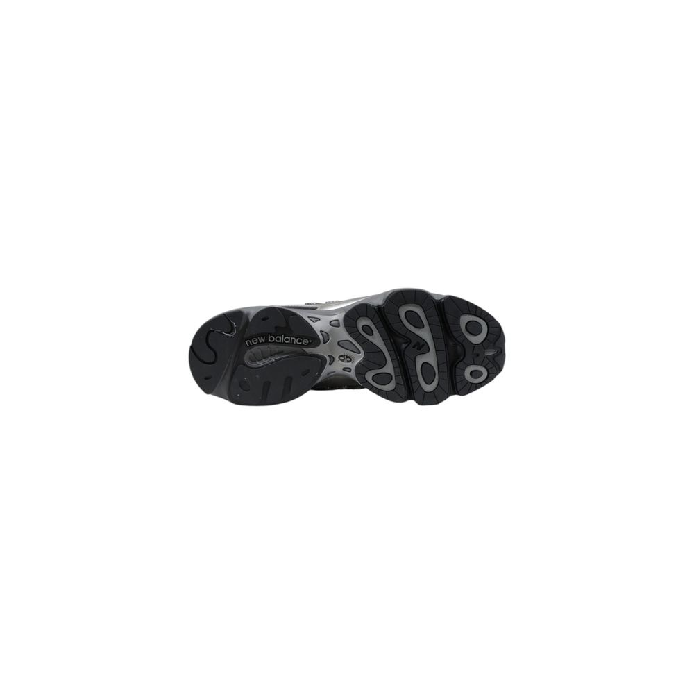 New Balance Silberner Synthetik-Sneaker