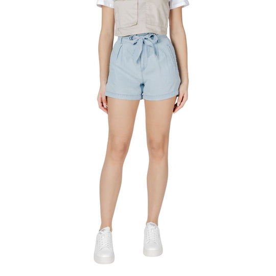 Only Hellblaue Lyocell Short