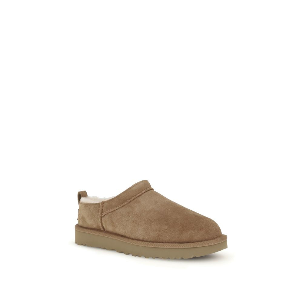 UGG Klassische Mikro-Stiefeletten