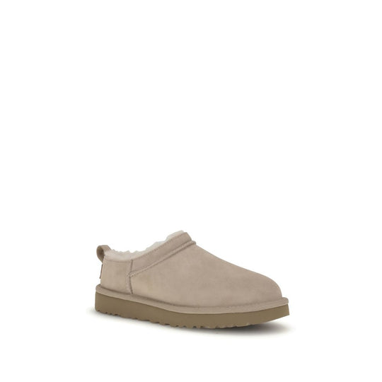 UGG Klassische Mikro-Stiefeletten