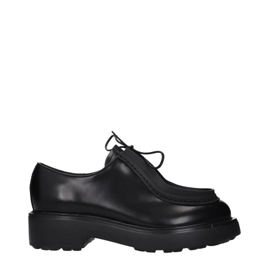 Prada Schwarze Leder Oxfords und Derbies