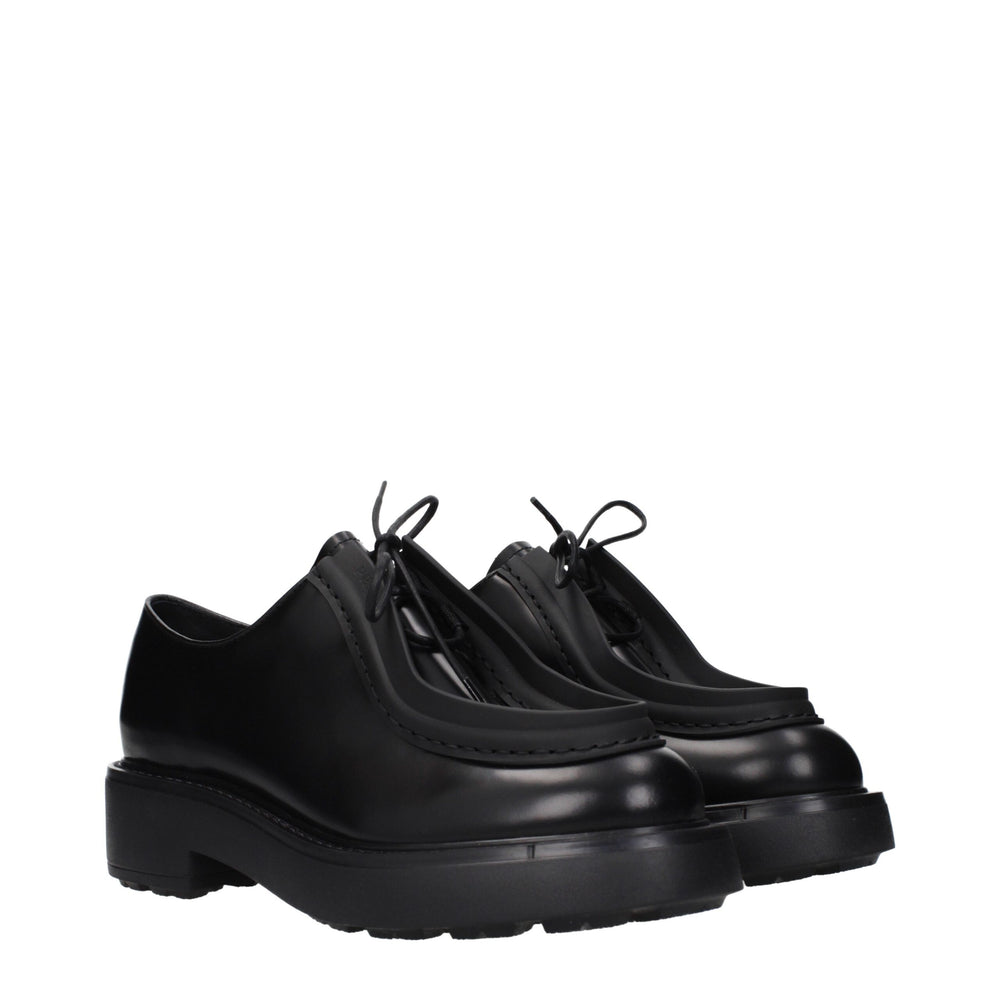 Prada Schwarze Leder Oxfords und Derbies