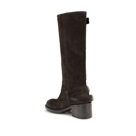 Chloé Dakota-Stiefel