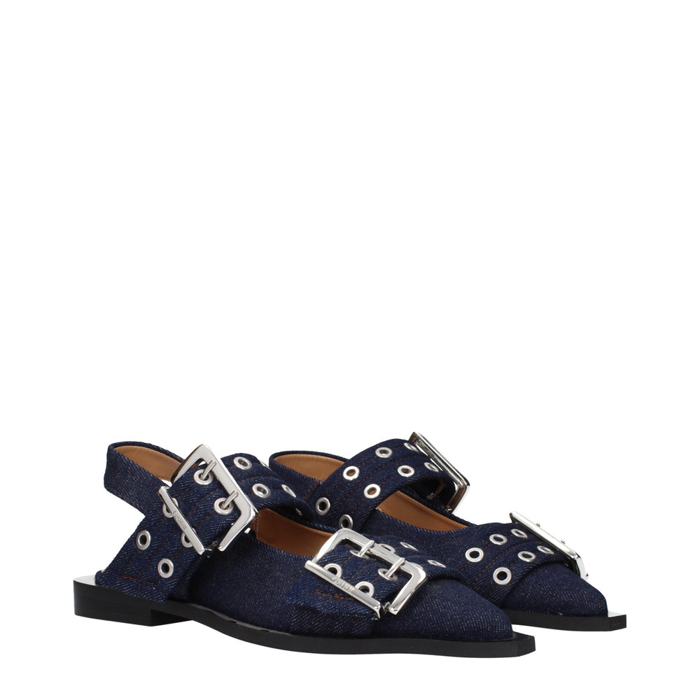 Ganni Flache Sandalen aus blauem Stoff