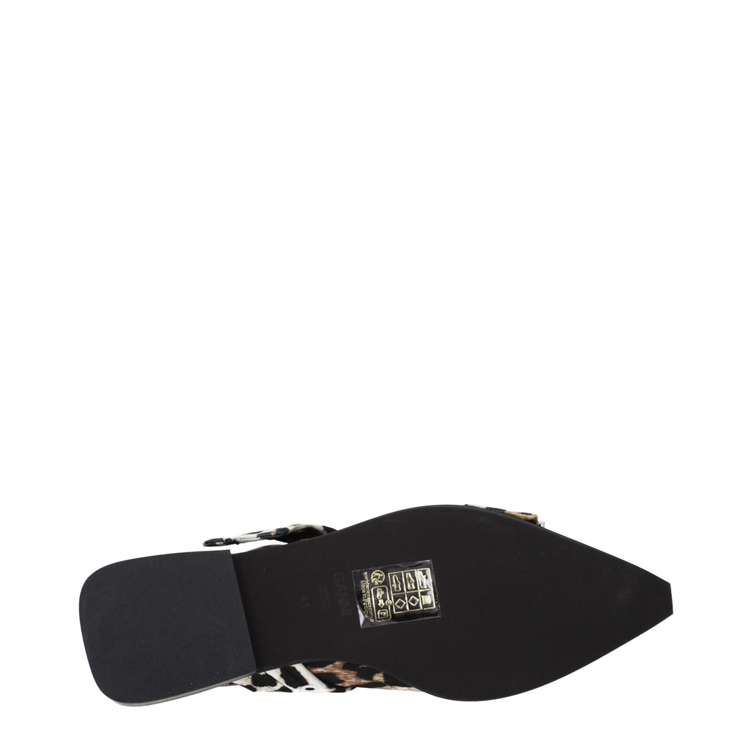 Ganni Flache Sandalen aus braunem Stoff